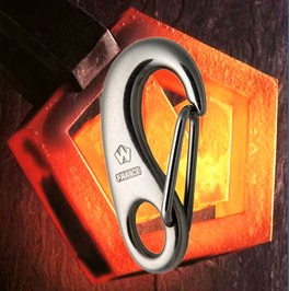 HOT FORGED WICHARD SHACKLE